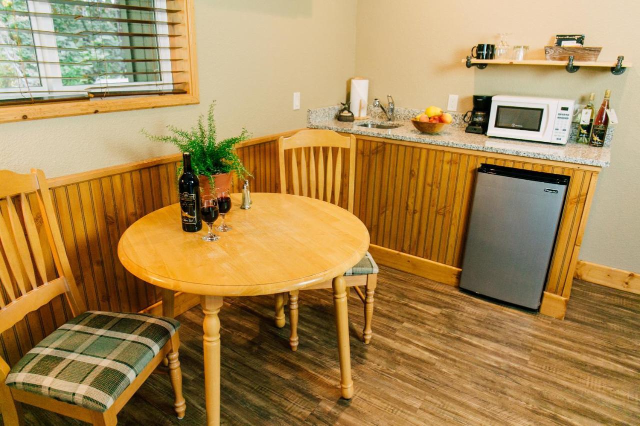 Pine River Ranch B&B Lake Wenatchee Екстериор снимка